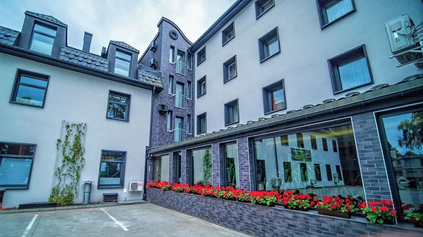 Hotel Senator Centrum Konferencyjne - Image 1