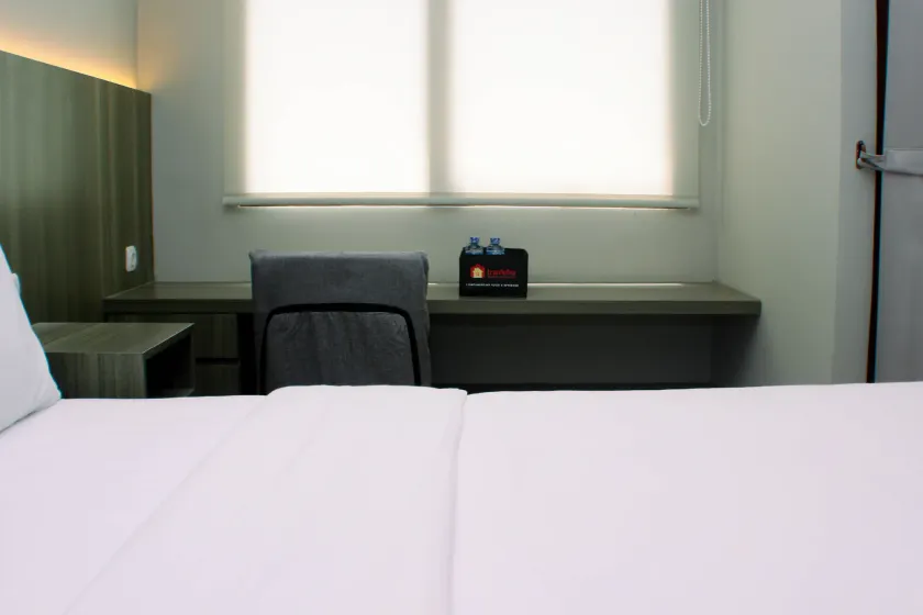 Comfy Studio Apartment at LRT City Jatibening - Habitación