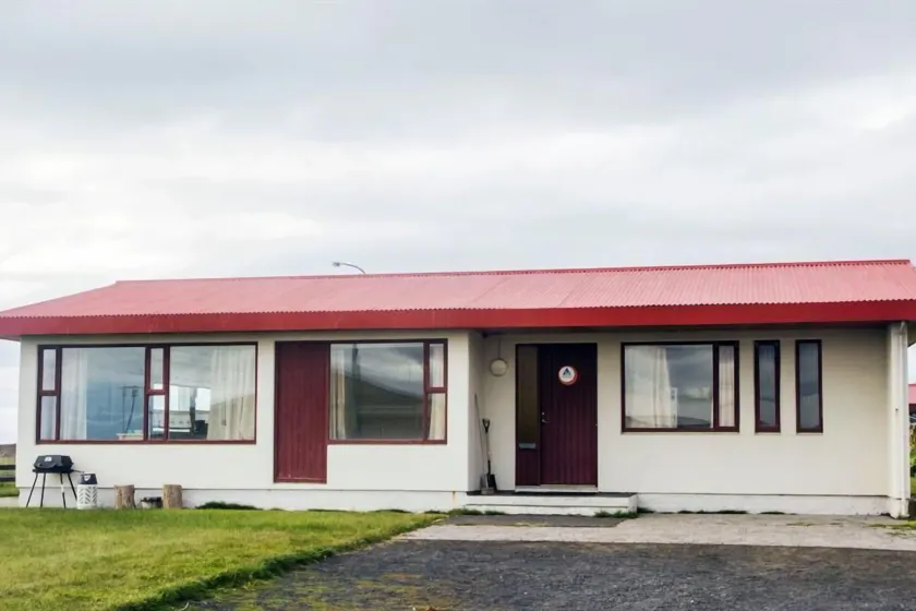 Kópasker Guesthouse - Image 1