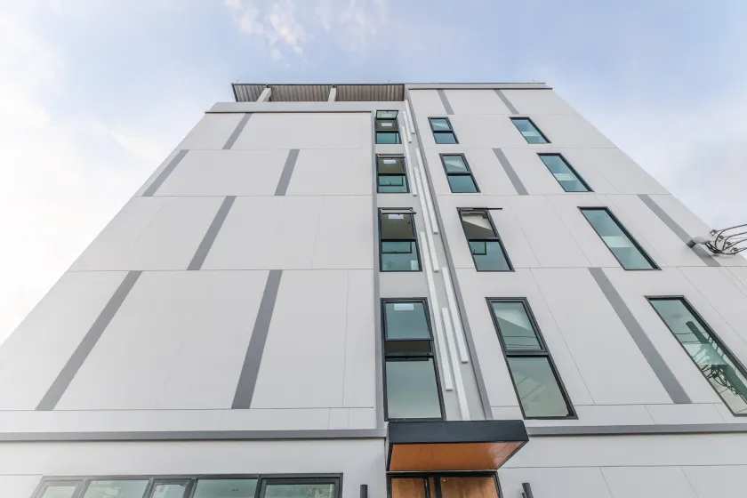 Don Muang Hotel - Image 1