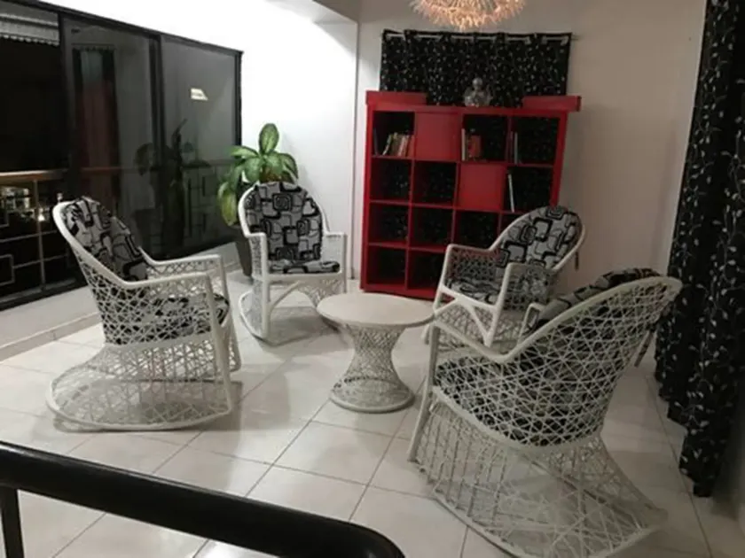 Torres Apart Studio - Lobby sitting area