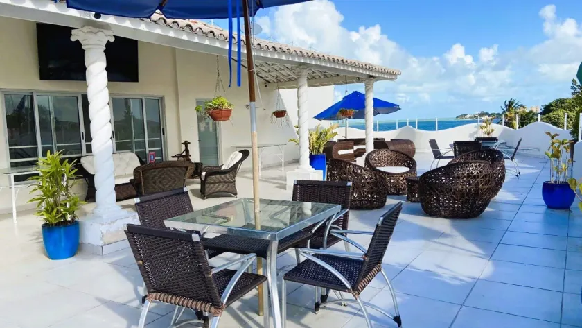 New Casablanca Praia Hotel - Image 1