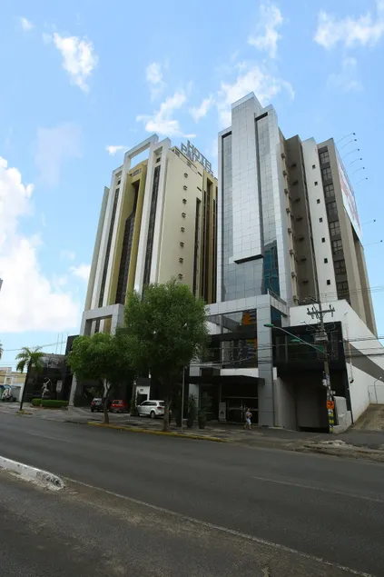 Paiaguás Palace Hotel - Image 1