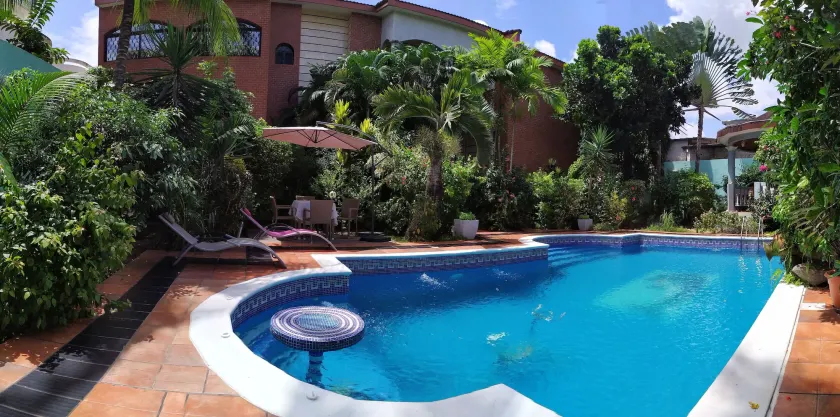 Villa Mia - Image 1