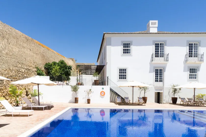Casa Mãe Lagos - Image 1