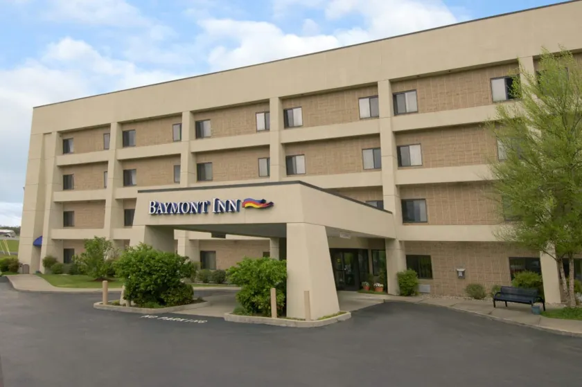 Baymont by Wyndham Corbin - Image 1