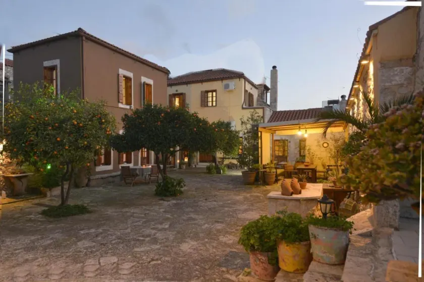 Troullos Traditional Homes - Image 1