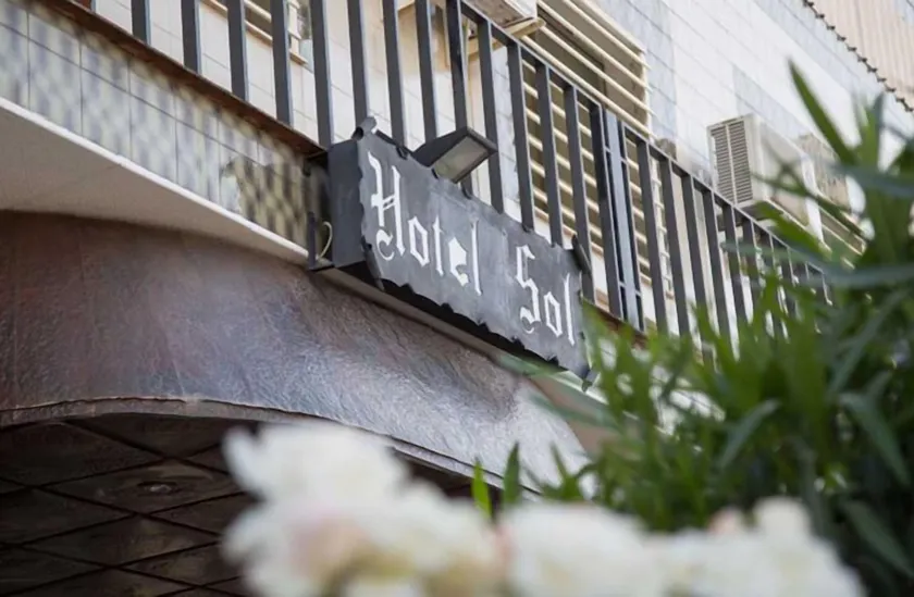 Hotel Sol - Image 1