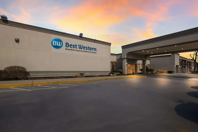 Best Western Brantford Hotel and Conference Centre - Image 1