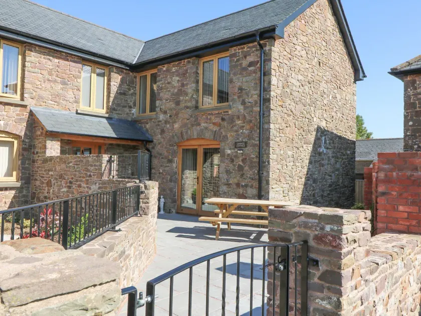 Grange Cottage, LAPFORD - Image 1