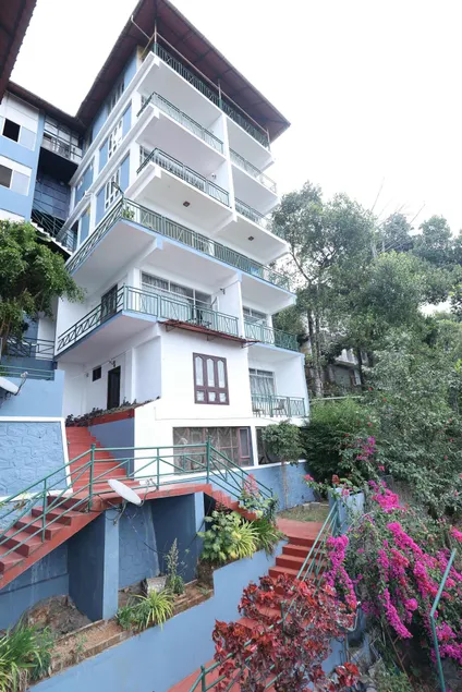 Lazo Golden Valley Resort , Munnar - Image 1