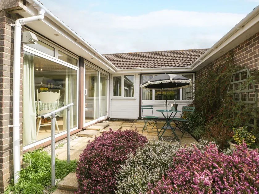 Beau Hideaway - Image 1