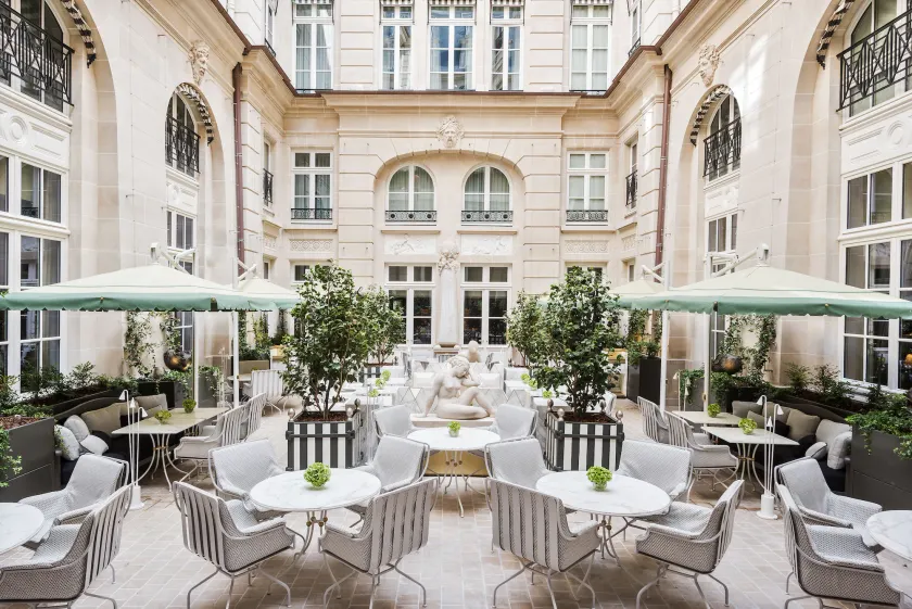 Hôtel de Crillon - Image 1