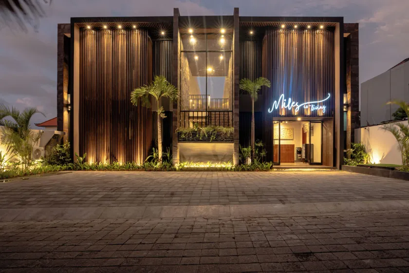 Miles Coliving Bali, close to Seminyak and Canggu - Image 1