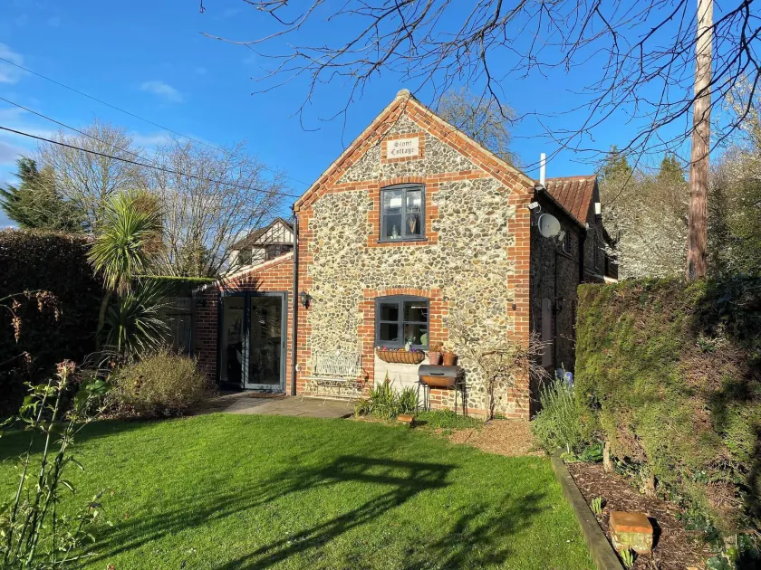 Stone Cottage Norfolk , Lovely Family Cottage - Image 1
