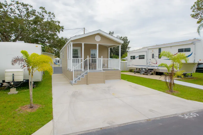 Arbor Terrace RV Resort - Image 1