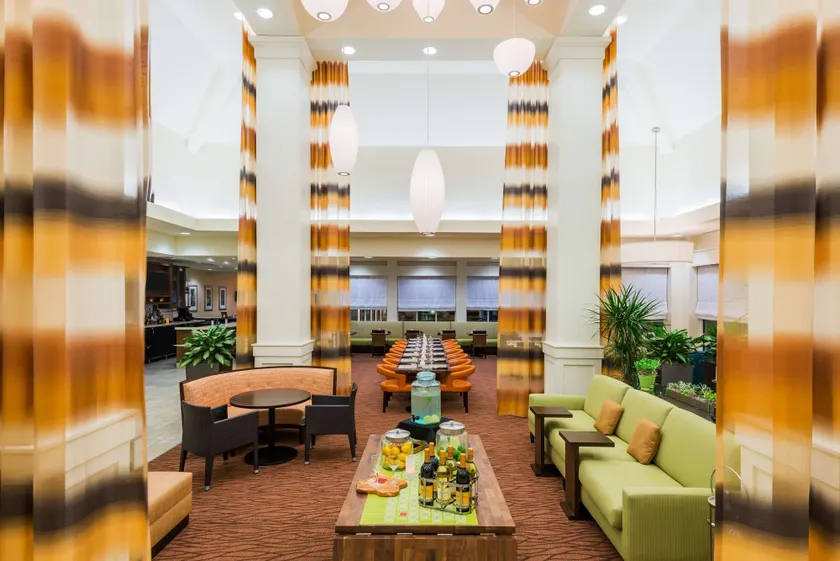 Hilton Garden Inn Wayne - Image 1