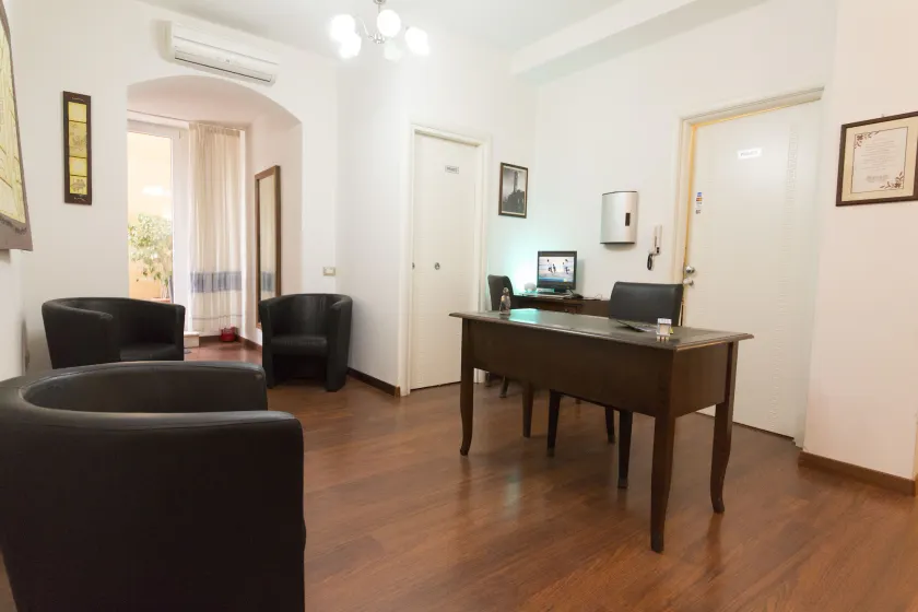 Lewisrooms Domo - Image 1