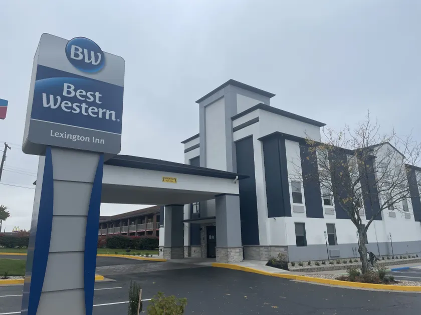 Best Western Lexington Inn - Image 1