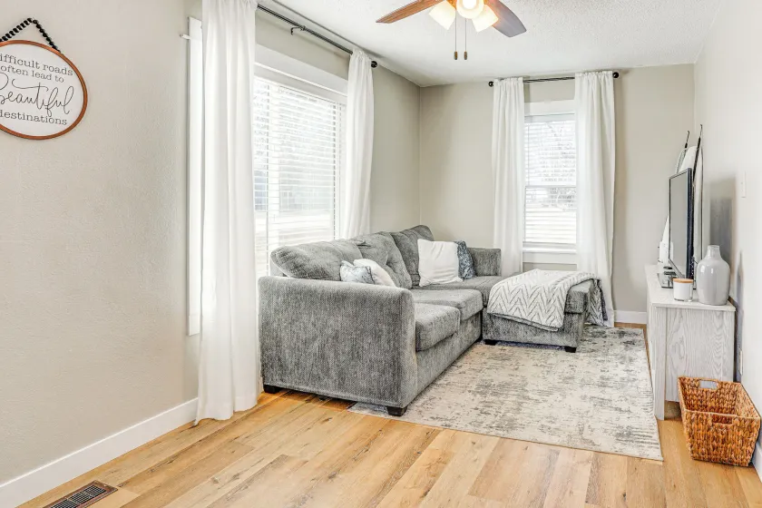 Pet-friendly Watertown Home ~ 1 Mi to Downtown! - Interiør