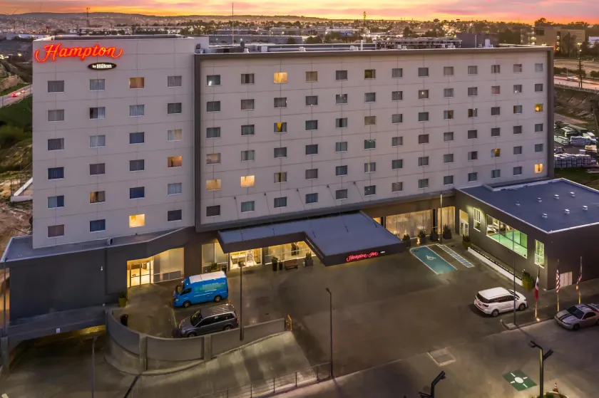 Hampton Inn by Hilton Tijuana - Image 1