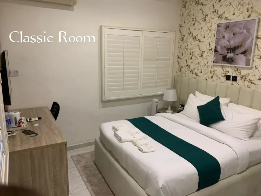 Tranquil Oasis Hotel - Image 1