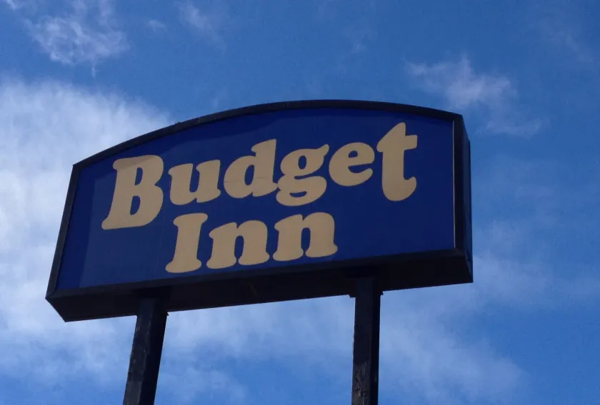 Budget Inn Motel - Image 1