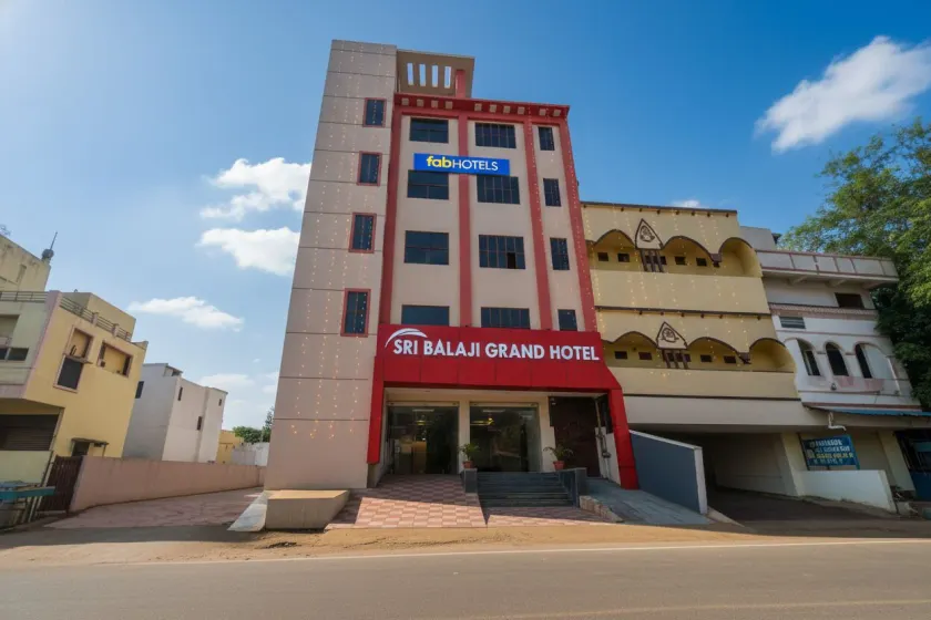 FabHotel Sri Balaji Grand - Nagole Metro Station, Nagole - Image 1