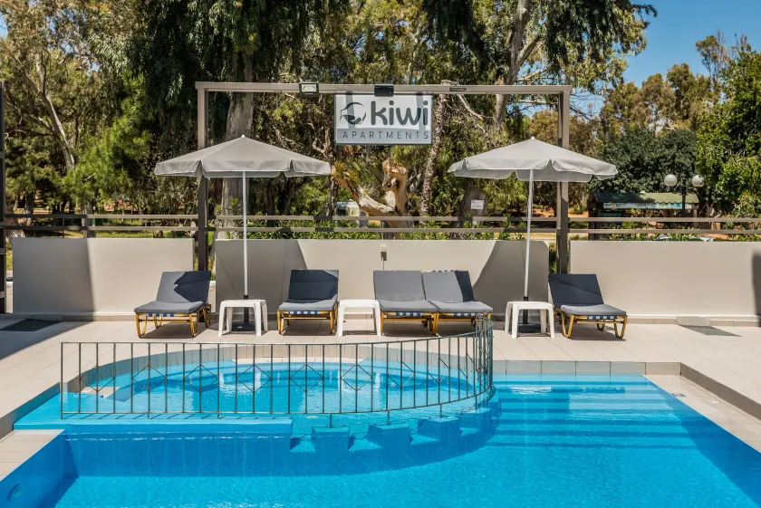 Kiwi Apartments - Image 1