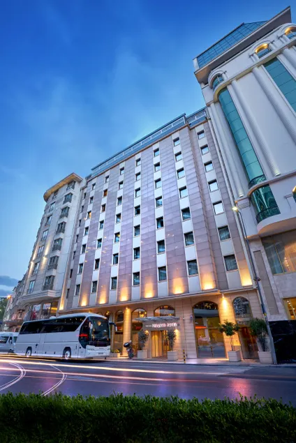 Feronya Hotel - Image 1