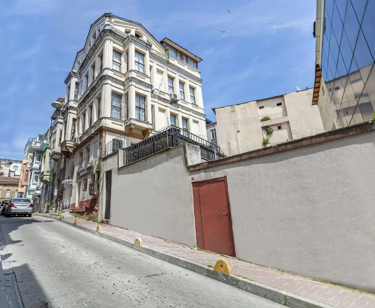 OttomanZade - Image 1