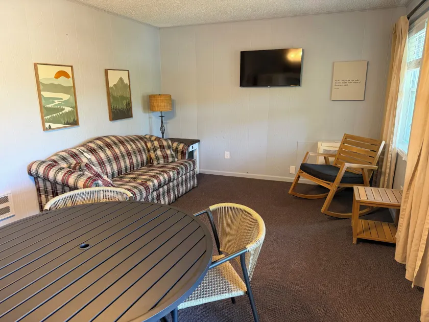 Boundary Waters Resort & Marina - Image 1