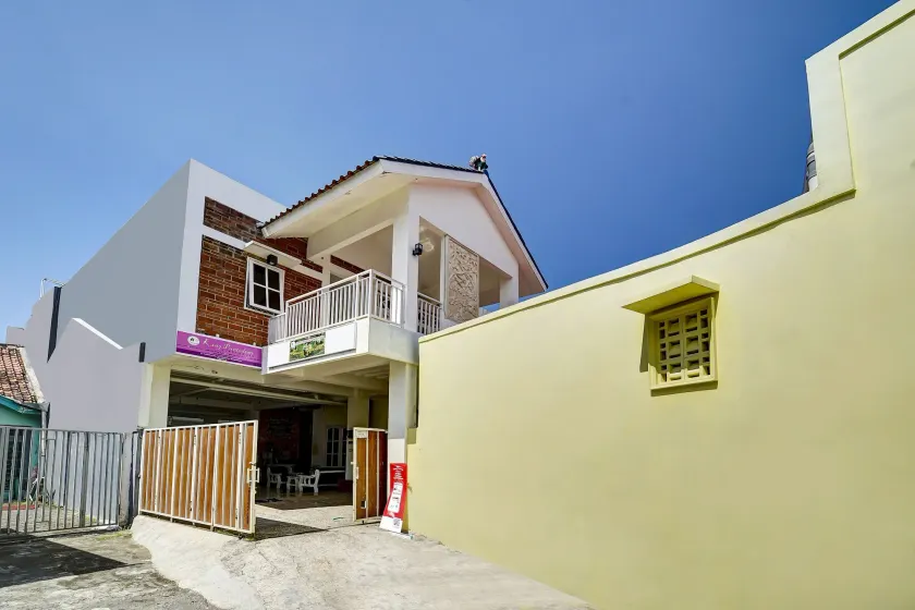 King Puntodewo Guesthouse RedPartner - Image 1