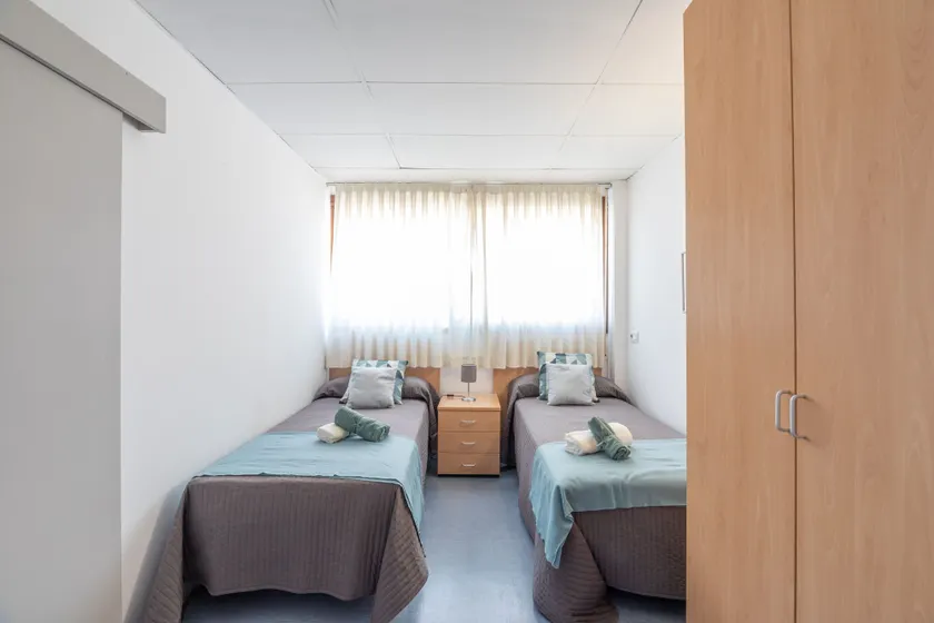Residencia Universitaria Resa Lesseps - Image 1