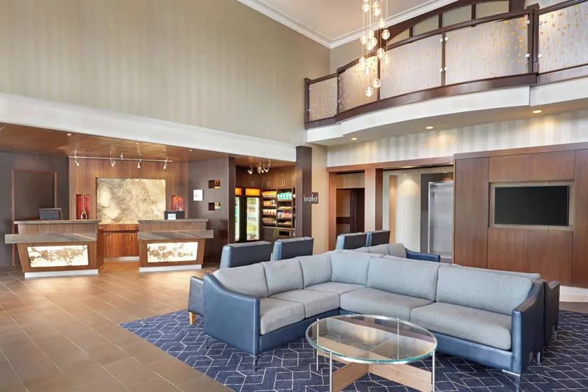 Courtyard by Marriott Waterloo St. Jacobs - Image 1