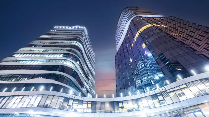 Meta Business Hotel By King David - Image 1