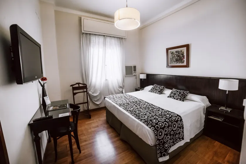 Hotel Carlos V  - Image 1
