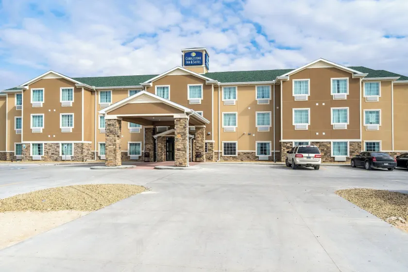 Cobblestone Inn & Suites - Kermit - Image 1