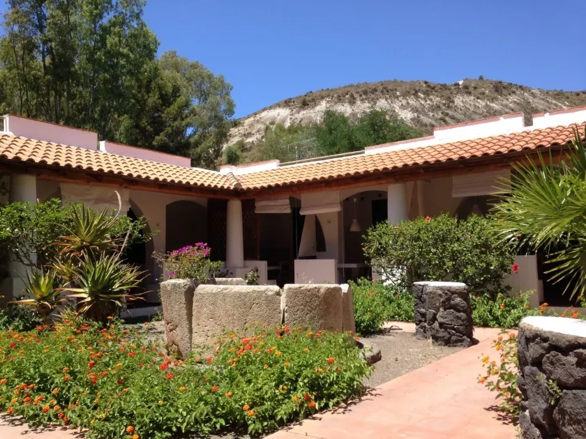 Vulcano Terme Residence - Image 1