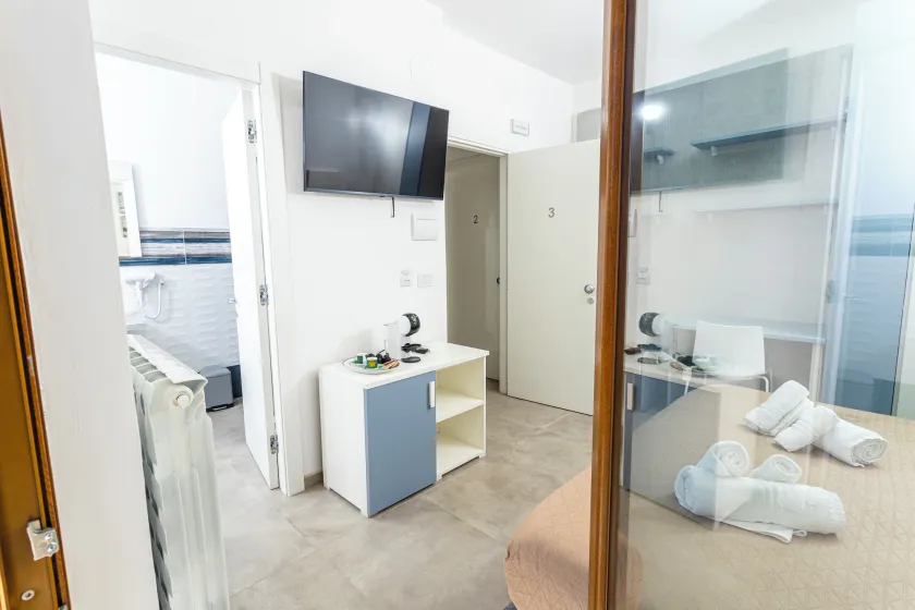 Gallo's City Rooms - Image 1