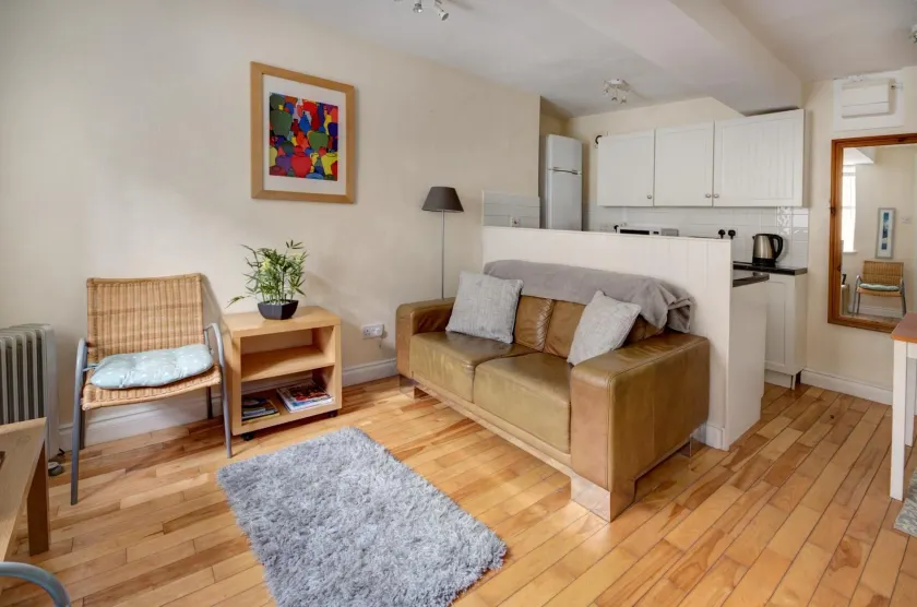 The Shop By Treetop Property - Image 1
