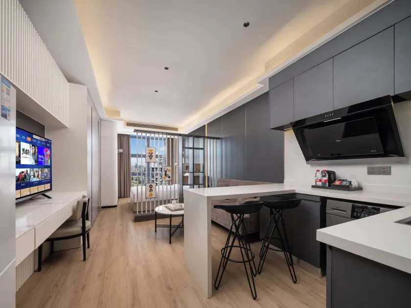 XIANG JI EXECUTIVE  APARTMENT - Image 1