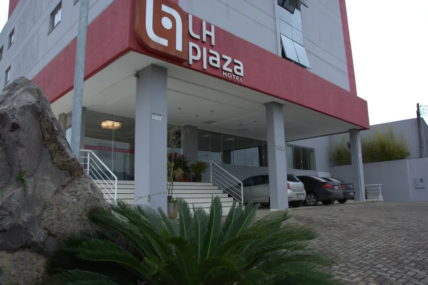 LH Plaza Hotel - Image 1