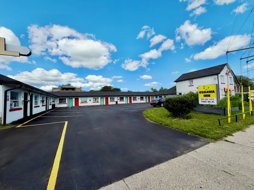 Oshawa Inn Motel - Image 1