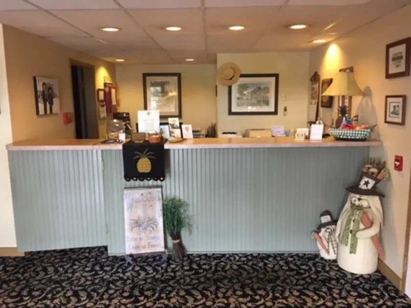 Country Living Inn - Image 1