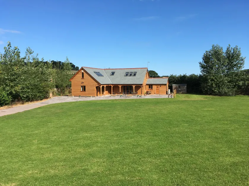 Riverside Lodge - Image 1