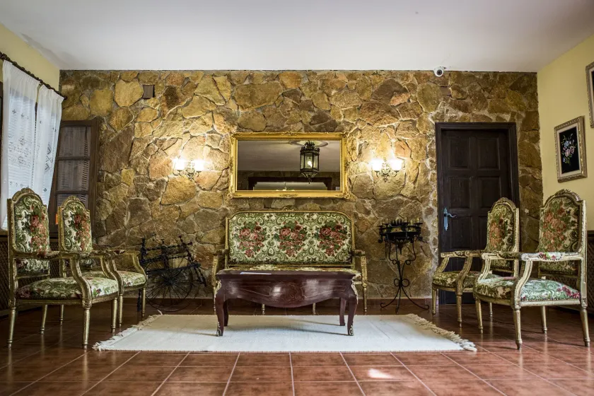 Hospedium Hotel Val de Pinares - Indgang
