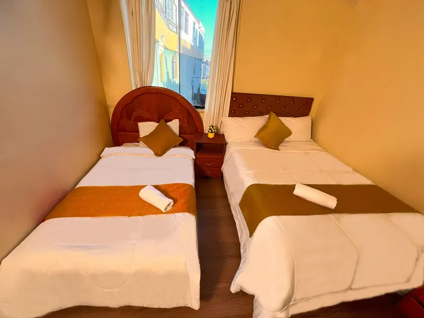 HOTEL EL PINO SUITE - Zimmer