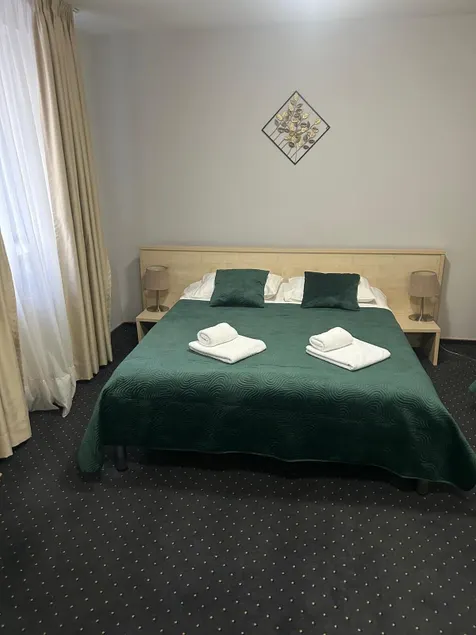 Hotel Pacific - Image 1