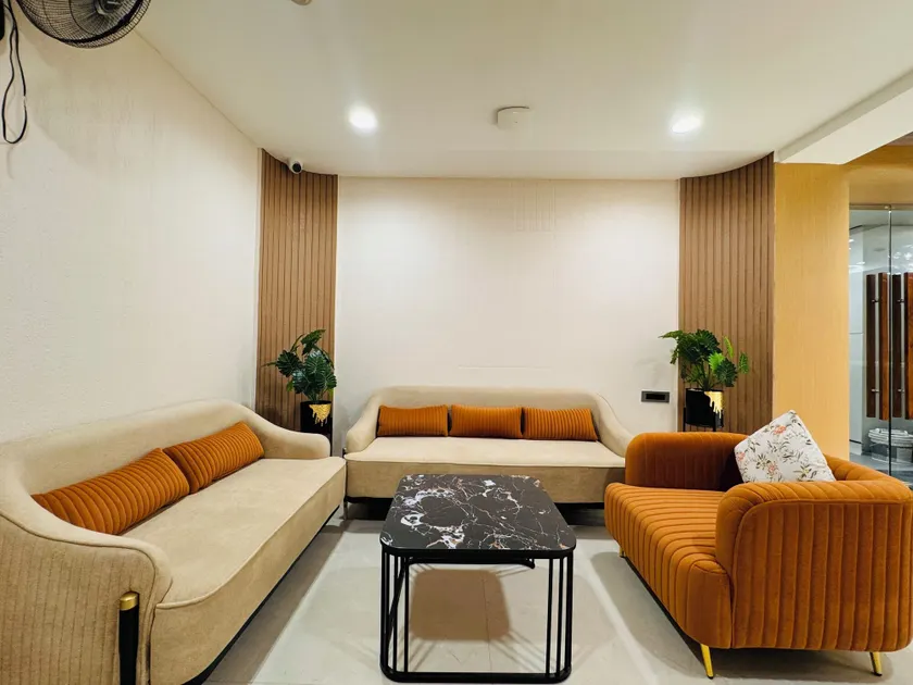 Hotel Satya Shree - Interior entrance